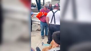 Security guard quits on the spot after dispute over helping fan in wheelchair