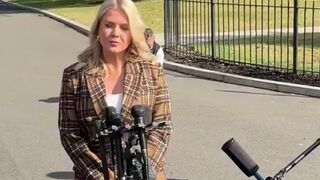 BREAKING: WH Press Secretary Karoline Leavitt just DROPPED THE MIC on this reporter.