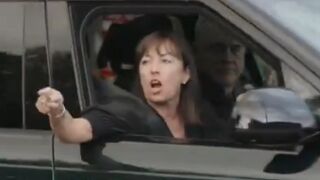 Local resident GOES OFF on Antifa thugs who are blocking the road near ICE facility