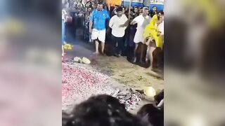 Well, who's hungry for some roast pajeet?