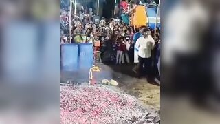 Well, who's hungry for some roast pajeet?