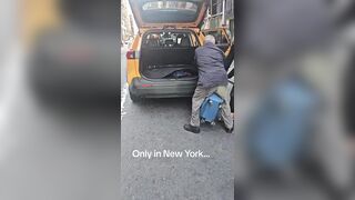 Woman refuses to pay her fare in New York