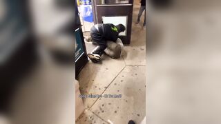 7-Eleven employee has had enough