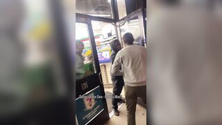 7-Eleven employee has had enough