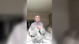 PAID or BRAINWASHED? A British girl converted to Islam for rewards in the afterlife