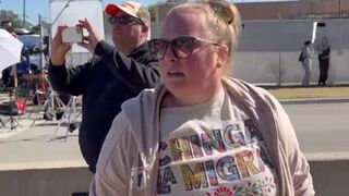 Trans Mexican has arrived to the ICE facility! Trolling the anti ICE protesters