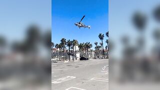 Close up Video of the Helicopter Crash in Huntington Beach, California Today!