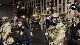 Federal Police just Threw Antifa to the Ground and Started Dragging Them Away