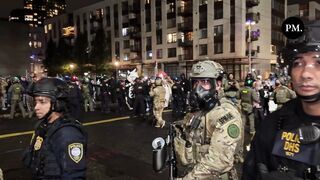 Federal Police just Threw Antifa to the Ground and Started Dragging Them Away