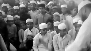 Muslims destroy smartphones because they are made in West but film the scene with a smartphone