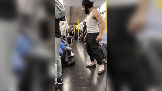 No one is safe anymore. Watch this Random Attack on Subway