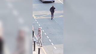 Criminal who had hand blown off in 'pipe bomb' attack caught up in Dublin knife fight