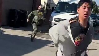 Illegal immigrant in Chicago attempt ESCAPE ICE agents after already being handcuffed