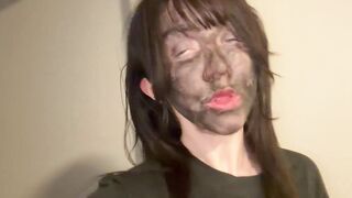 "Why bitcoin weigh nuffin an' muh ebt cardt weigh sumthin?!"