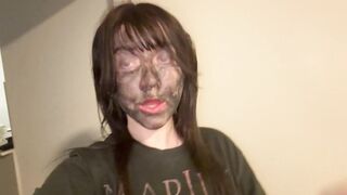 "Why bitcoin weigh nuffin an' muh ebt cardt weigh sumthin?!"