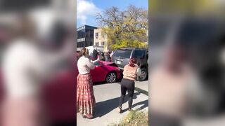 A leftist opened the door of an ICE vehicle in an attempt to release a criminal detainee and found out what happens when you do things like that.