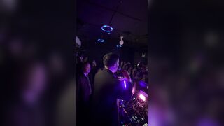 Zohran Mamdani shows up at a gay bar in NYC around 1 AM on Sunday.