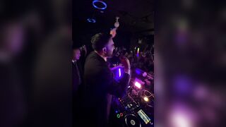 Zohran Mamdani shows up at a gay bar in NYC around 1 AM on Sunday.