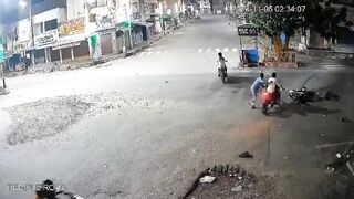 Always Wear A Helmet: Moment of fatal motorcycle accident caught on CCTV