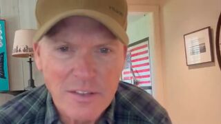 Michael Keaton on Trump supporters: " these people are so stupid"