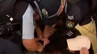 The guy has a knife, and the female police officer doesn't pull out her weapon.