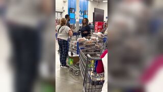 Woman grabbed a cart full of cooked turkeys — every last one