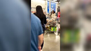 Woman grabbed a cart full of cooked turkeys — every last one