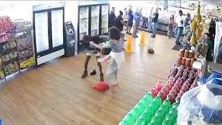 Woman charged after stabbing inside Miami restaurant