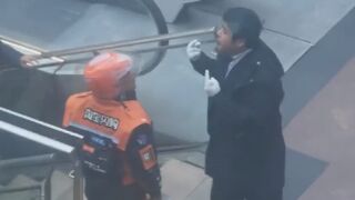 Is This The Way All Chinese Guys Argue Now?