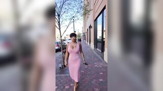 Influencers are going around pretending to steal people’s money from their phones using the Apple Pay sound