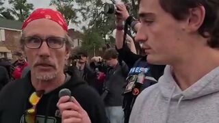 Man goes off on ANTI-ICE protesters in Chicago