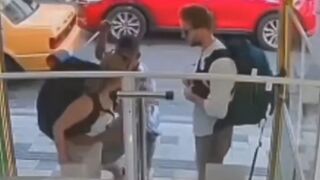 Attempted Robbery Of American Tourists In Colombia