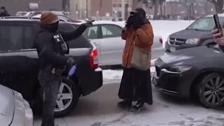 Somali protestors in Minneapolis get HEAVY dose of PEPPER SPRAY from ICE agents