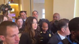 Kristi Noem swarmed by activists while she holds her GRANDSON. ‘You are Israel’s SLAVE!’