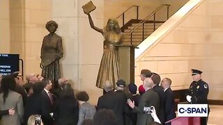 SICK: Republicans Clap as DEI Statue for Virginia is Unveiled after Dems tore Down Robert E. Lee Statue.
